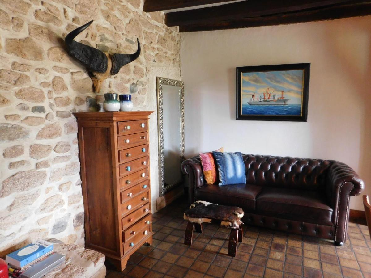 Urciers La Maison Du Cerf מראה חיצוני תמונה